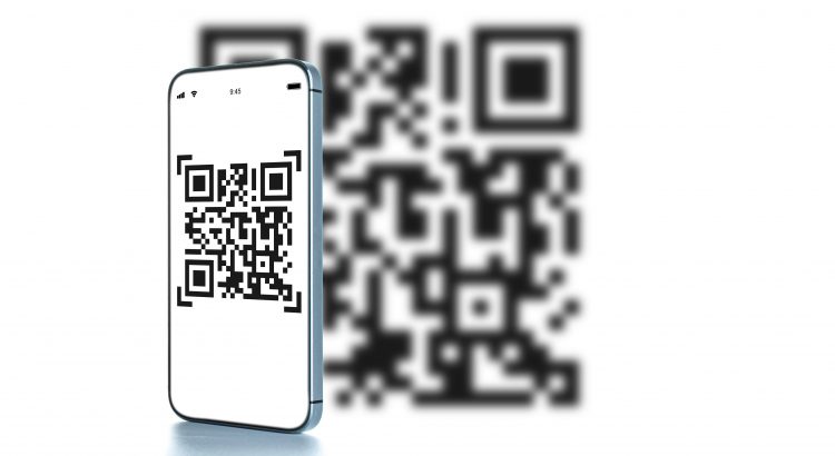 Un smartphone affichant un QR code